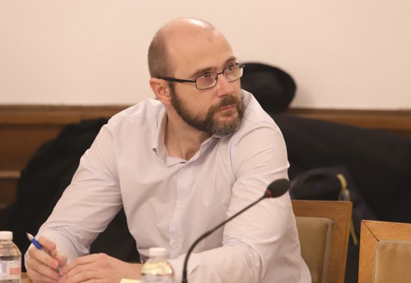 Андрей Янкулов е служебен министър на правосъдието в кабинета на Андрей Гюров. В момента той е адвокат по наказателно право и старши правен експерт в неправителствената организация &bdquo;Антикорупционен фонд&ldquo; (АКФ).
